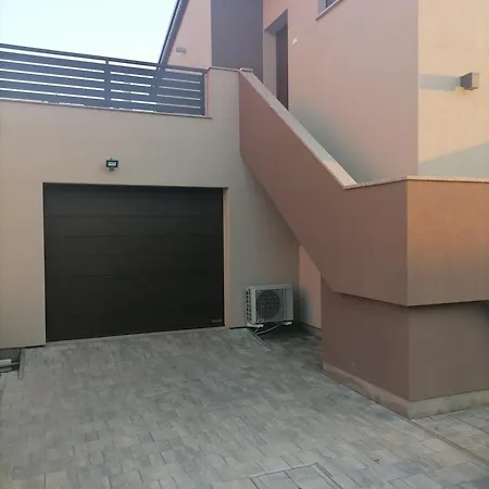 Apartman Doraj *