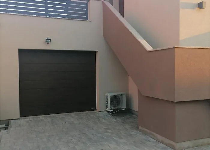 アパート Doraj *